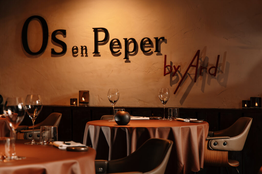 tafel 4 met logo